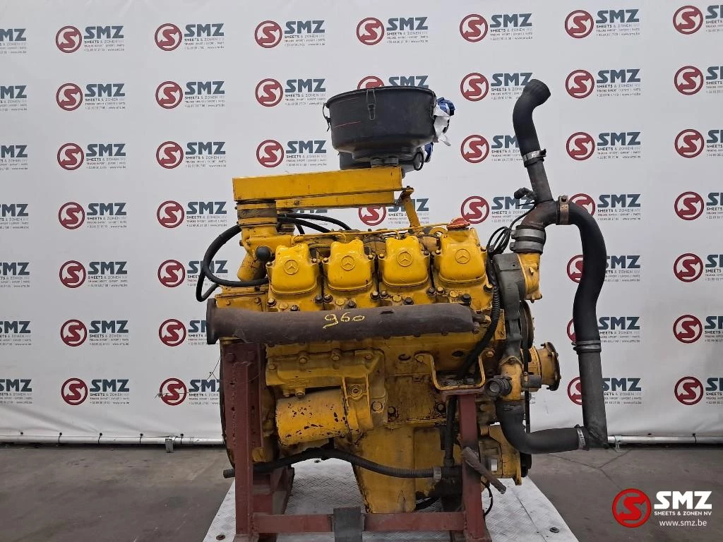 Mercedes-Benz - Occ motor OM422 Mercedes zdjęcie 2