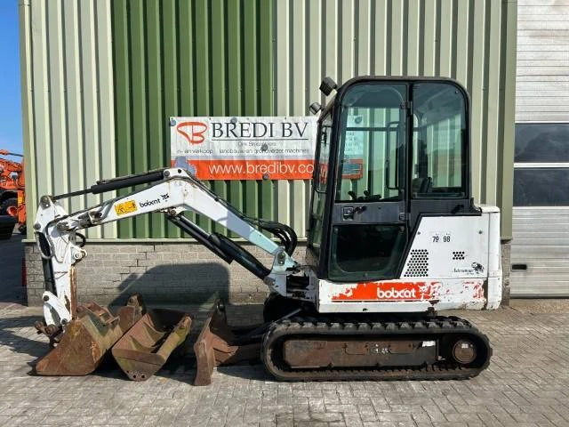 Bobcat 2000 - 325 image 1