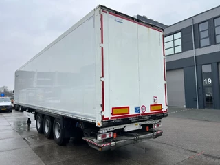 Krone N/A 2021 - SD / Closed Box / Dhollandia / 1x Lift Axle immagine 3