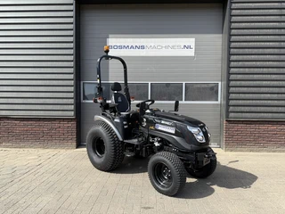Solis 26 HST minitractor NIEUW BLACK EDITION hoge gazonbanden 2026 afbeelding 1 miniatuur
