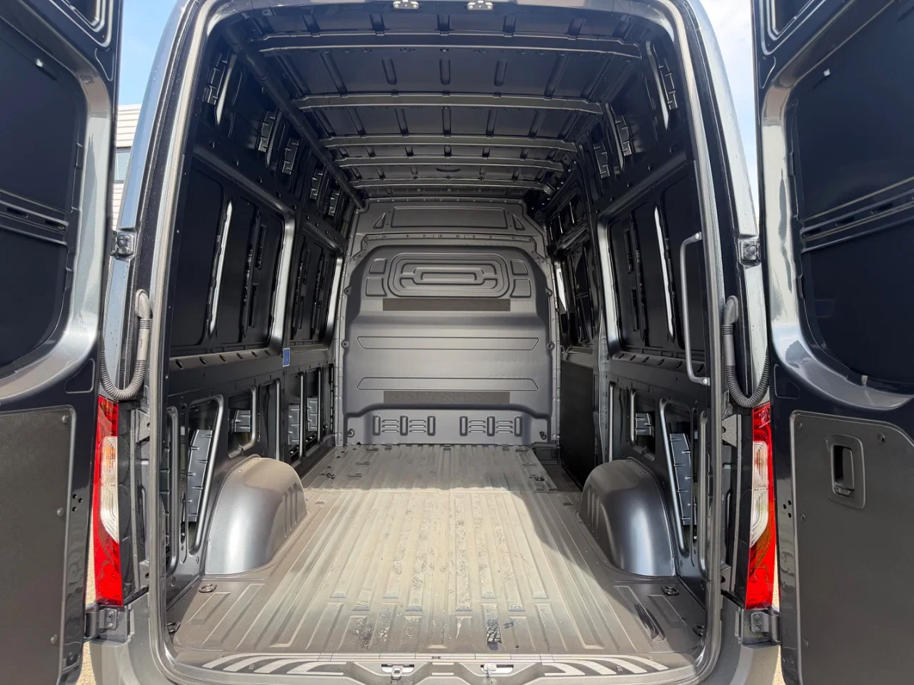 Mercedes-Benz Sprinter 2024 - 317CDI L2H2 Automaat Airco Navi Cruisecontrol LED/Xenon Nieuw BPM VRIJ obrázek 11