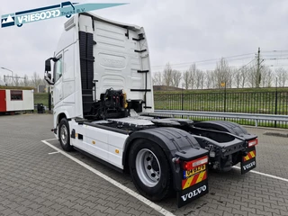 Volvo FH 2024 - 460 PK XL CABINE obrazek 2