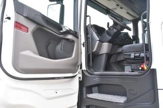 Scania S 2022 - S410 NGS 4X2EB MEGA - NEW TACHO - RETARDER - 795 TKM - 95 cm or 103 cm driving height - FULL AIR - PARK. AIRCO - 2 x FUEL TANKS - GOOD CONDITION zdjecie 4