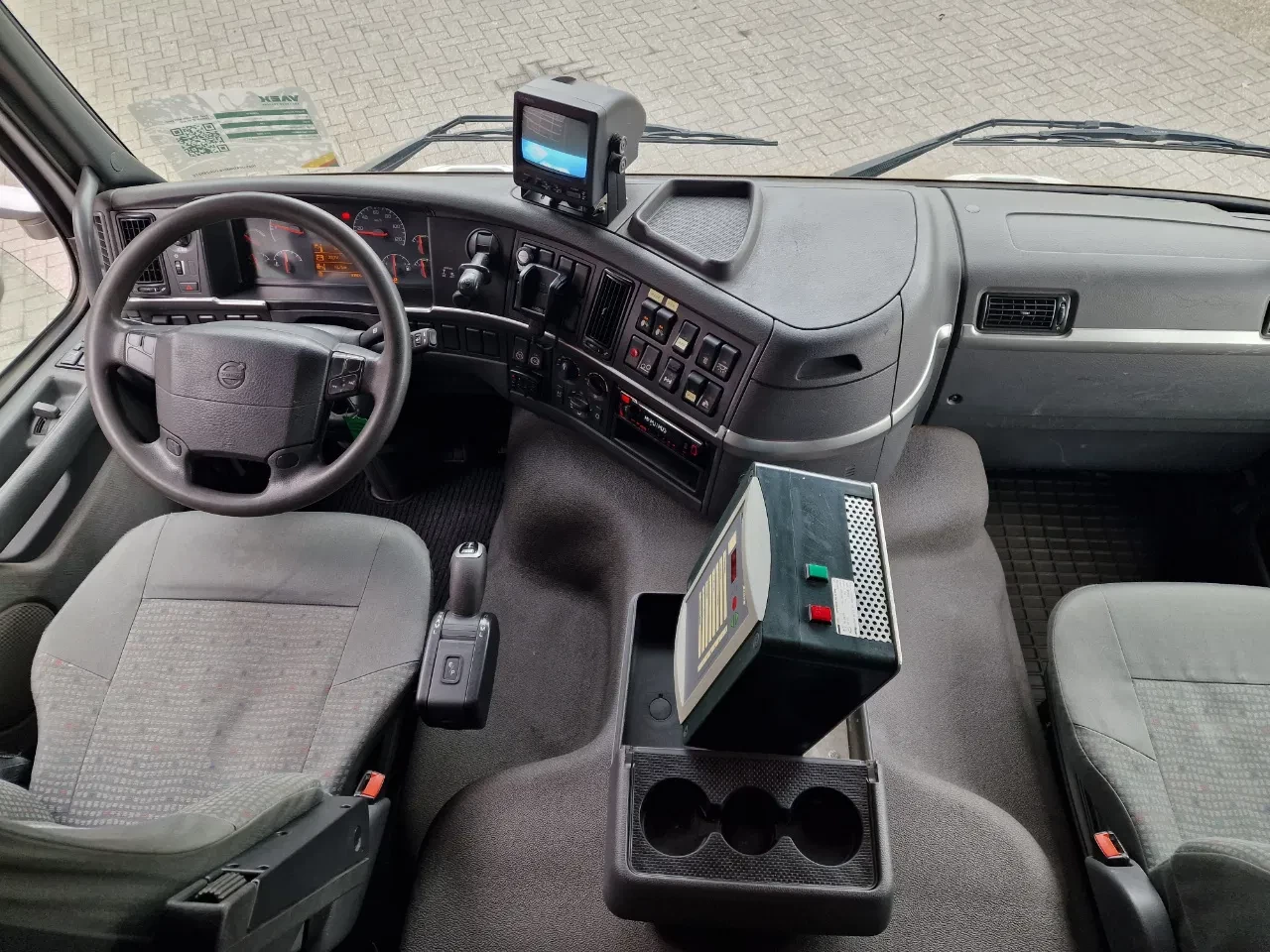 Volvo FM 2006 - 380 6x2 - 2/3 stock Berdex Livestock - 54M3 - Weighbridge - I shift obrázek 12