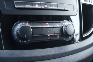 Mercedes-Benz Vito 2023 - 116 CDI Extra Lang - Trekhaak - LED - Camera - Airco - Betimmering - Stoelverwarming - PDC - Rijklaar obrazek 36
