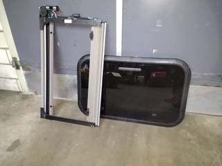 DAF N/A - Dakluik elektrisch immagine 1