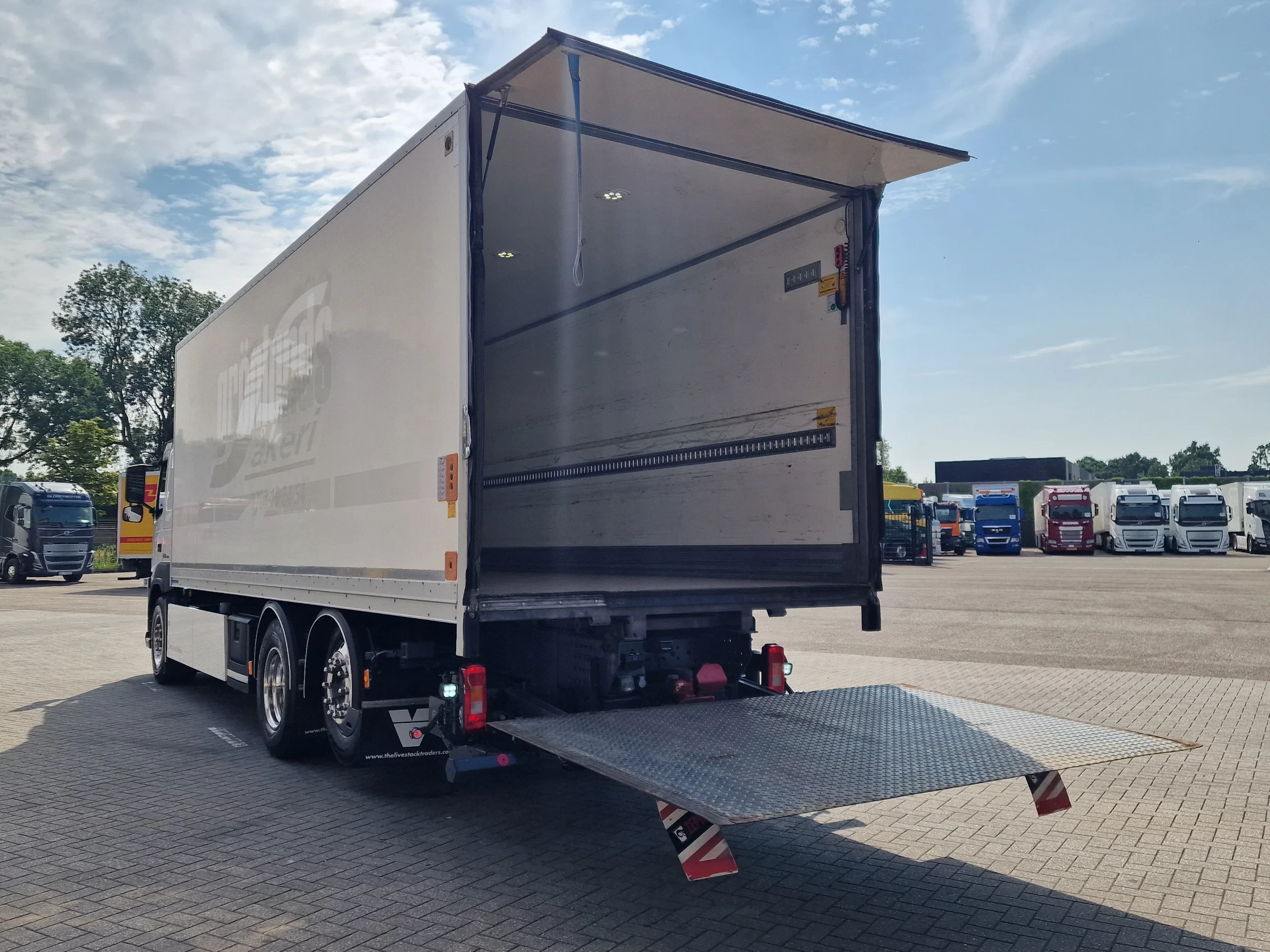 Volvo FM 460 2020 - full air - VEB - Zepro lift - low KM - sleep cab - EURO 6 afbeelding 9