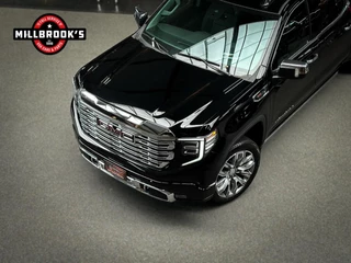GMC Sierra 2024 - Denali 6.2L V8 obrazek 3