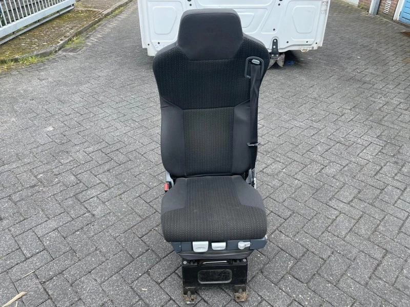 Mercedes-Benz - A 9609107501 DRIVER'S SEAT ISRI изображение 5