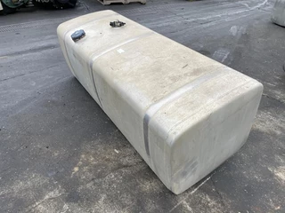 Iveco N/A 2008 - 41042847 BRANDSTOFTANK 700 LTR (182X68.5X62.5 CM) zdjecie 2