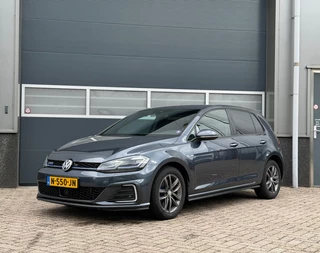 Volkswagen Golf 2018 - 1.4 TSI PHEV GTE bj.2018 Virtual|Leder|Navi|Stoelverw. obrazek 1