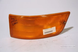 Mercedes-Benz N/A - Lighting Knipperlicht links image 1