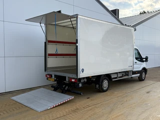 Ford Transit 2024 image 2 thumbnail