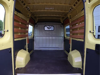 Peugeot Boxer 2018 - 2.0 BlueHDI 131pk Euro 6 - L2H2 - Schuifdr. L+R - Airco - Cruise - Camera imagem 8