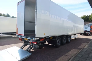 Wielton N/A 2025 - 3 Asser. Gesloten met Dhollandia klep 2500 kg Lift as imagen 3