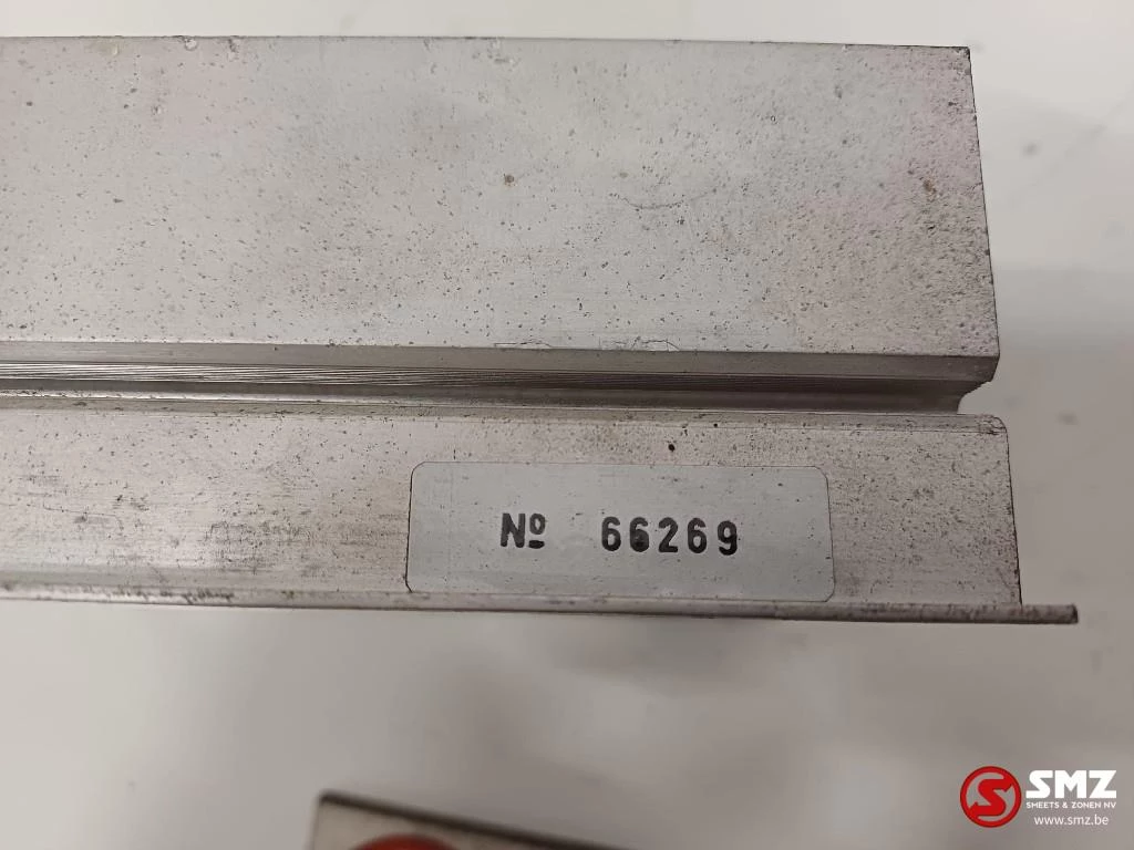 Unic 1987 - Occ spanningsregelaar 24V/13,2V 7A Unic immagine 4
