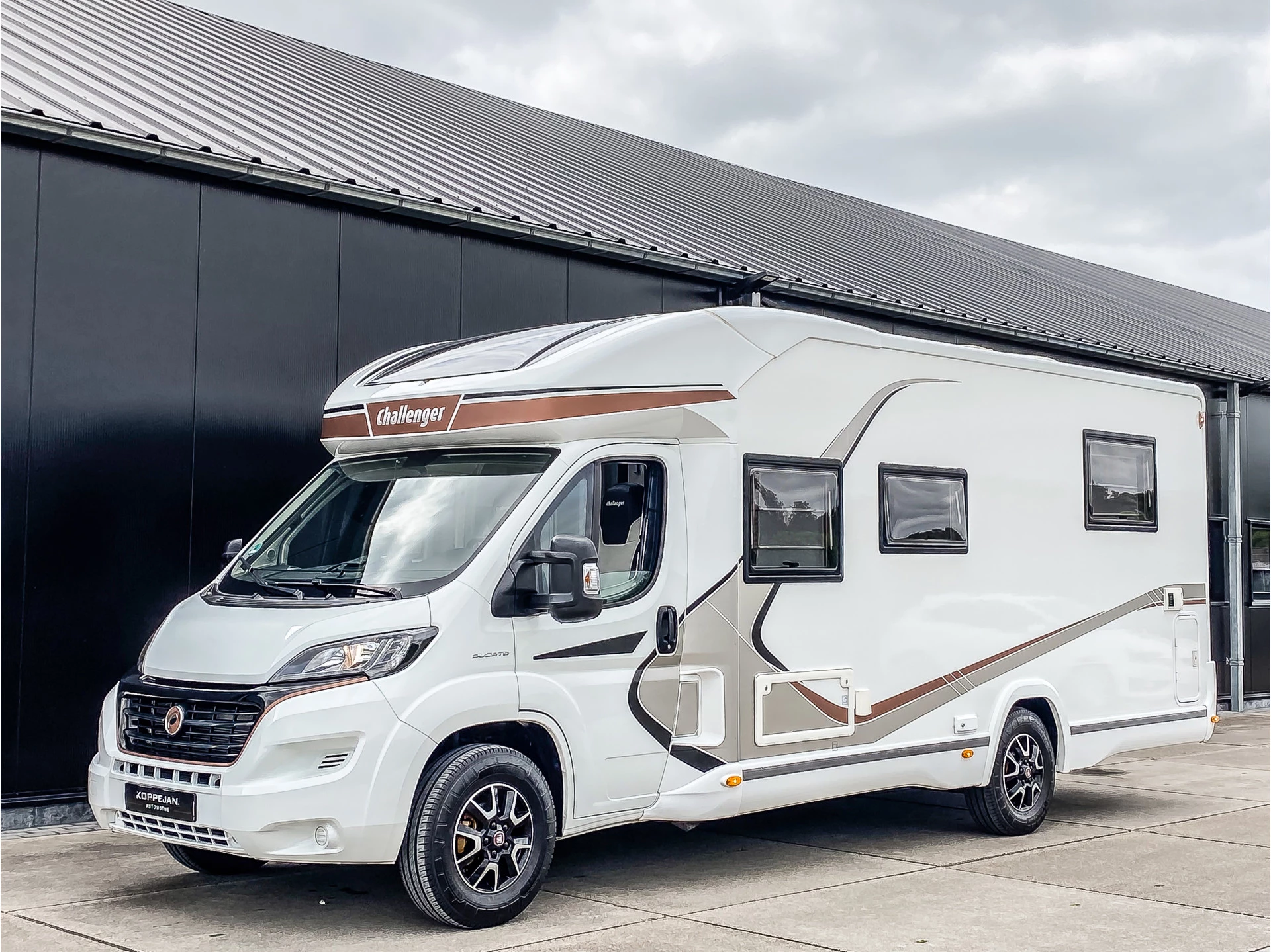 Challenger 398 XLB 2017 - 150PK Automaat afbeelding 40