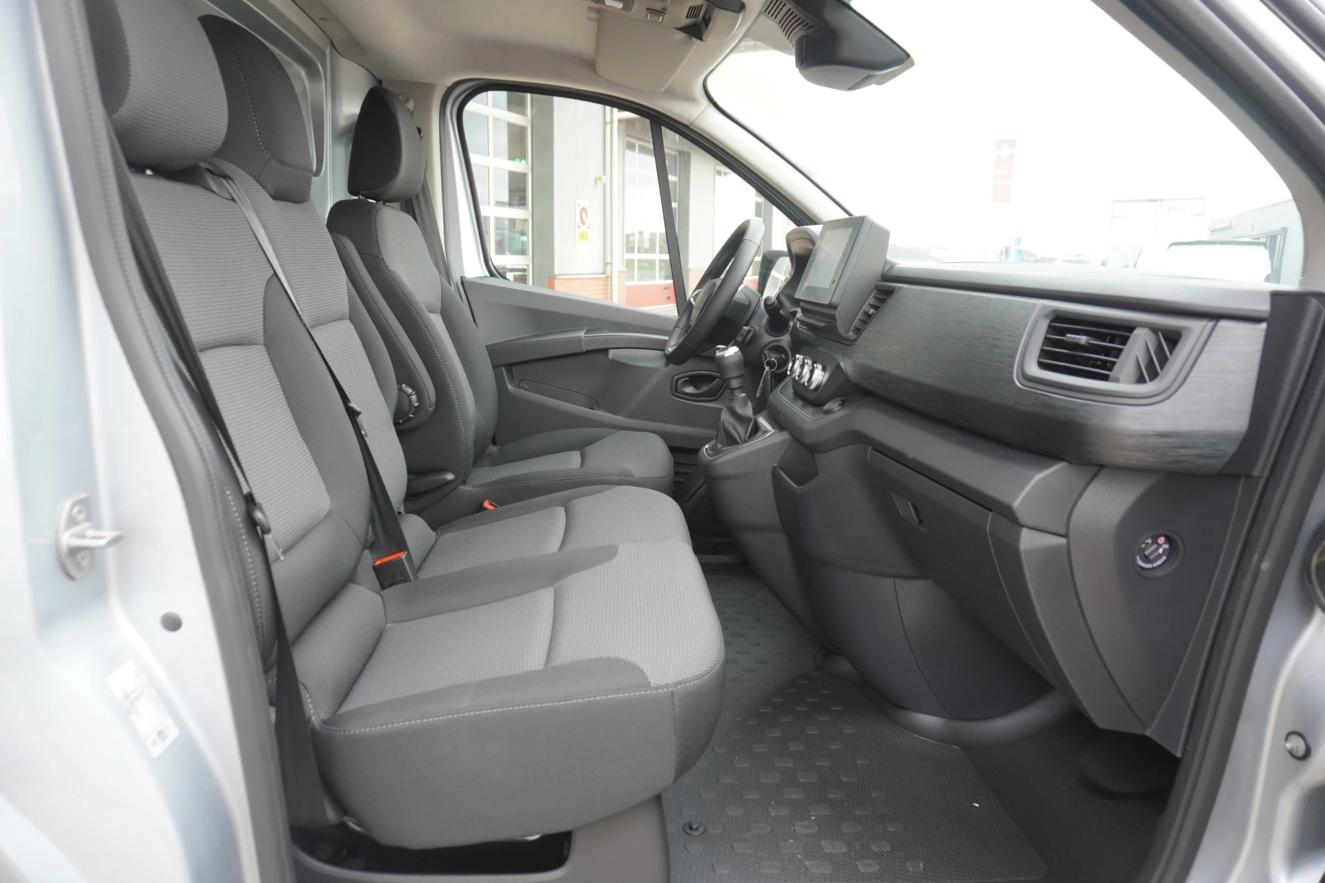 Renault Trafic 2024 - 2.0 Blue dCi 130PK T30 L2H1 Advance Bild 14