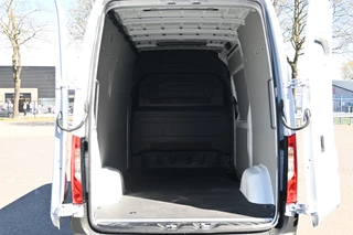 Mercedes-Benz eSprinter 2024 - 320 L2H2 RWD Pro 81kWh imagen 11