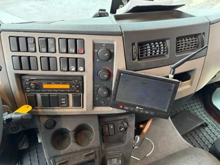 Volvo FL 2011 - 260 4X2 EURO 5 SIDE DOORS ZEPRO LIFT 2000 KG afbeelding 17