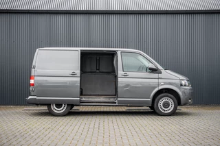 Volkswagen Transporter 2010 - T5 2.0 TDI L1H1 | 140 PK | Airco | Trekhaak bild 7