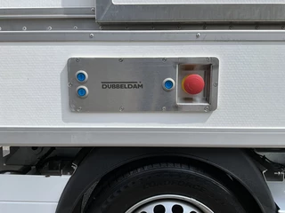 Peugeot e-Expert 2026 - 100% elektrisch kippende zijlader bild 12