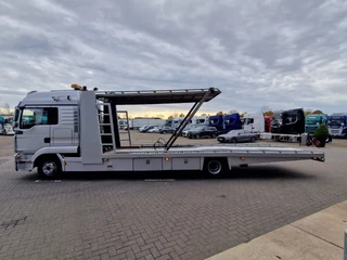 MAN TGL 2009 - 12.240 4x2 Cartransporter - 12T - AS Tronic - Hydraulic deck - Sleeper cab obrazek 6