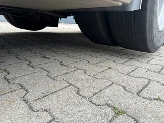 Floor N/A 2021 - zeer mooie AXD.330 3-assige aanhanger met alu zijborden, rongpotten, liftas, geschoopeerd, NL-aanhanger obrazek 38