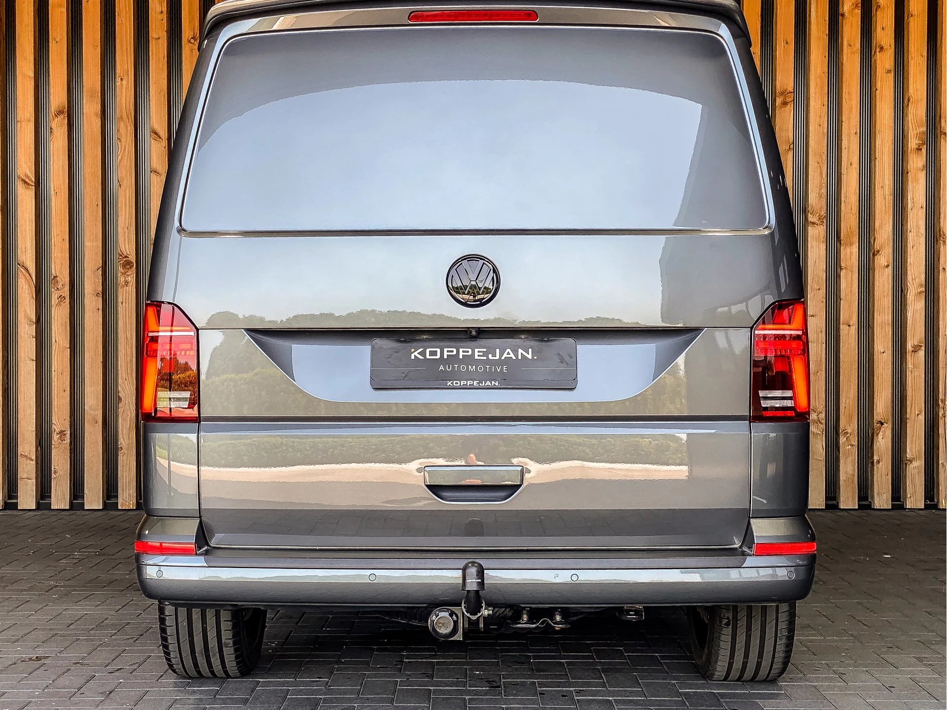 Volkswagen Transporter 2022 - 2.0 TDI 150PK DSG L2H1 Bestelwagen image 25