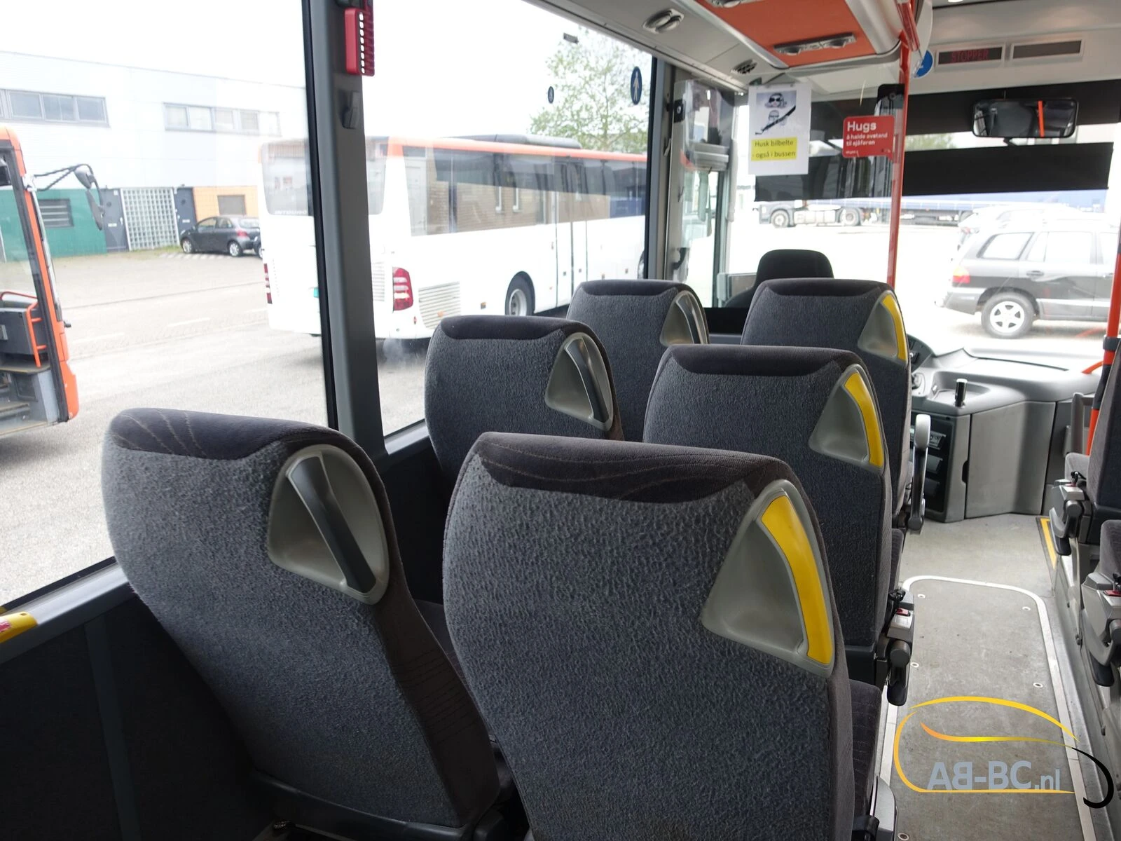 Mercedes-Benz Intouro 49 Seats Liftbus EURO 6 2016 image 100