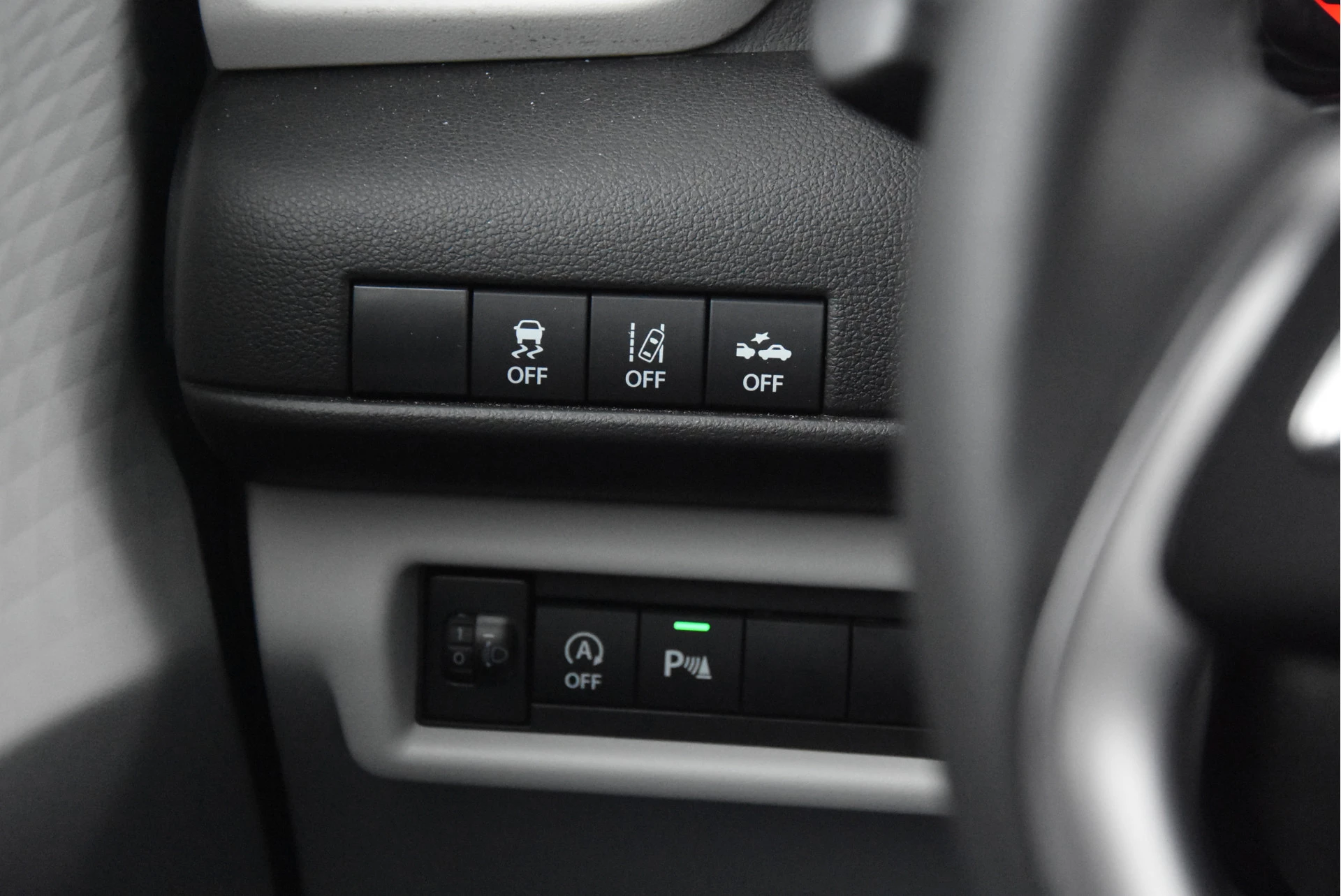 Suzuki Swift 2024 - 1.2 Select Smart Hybrid obrázek 8