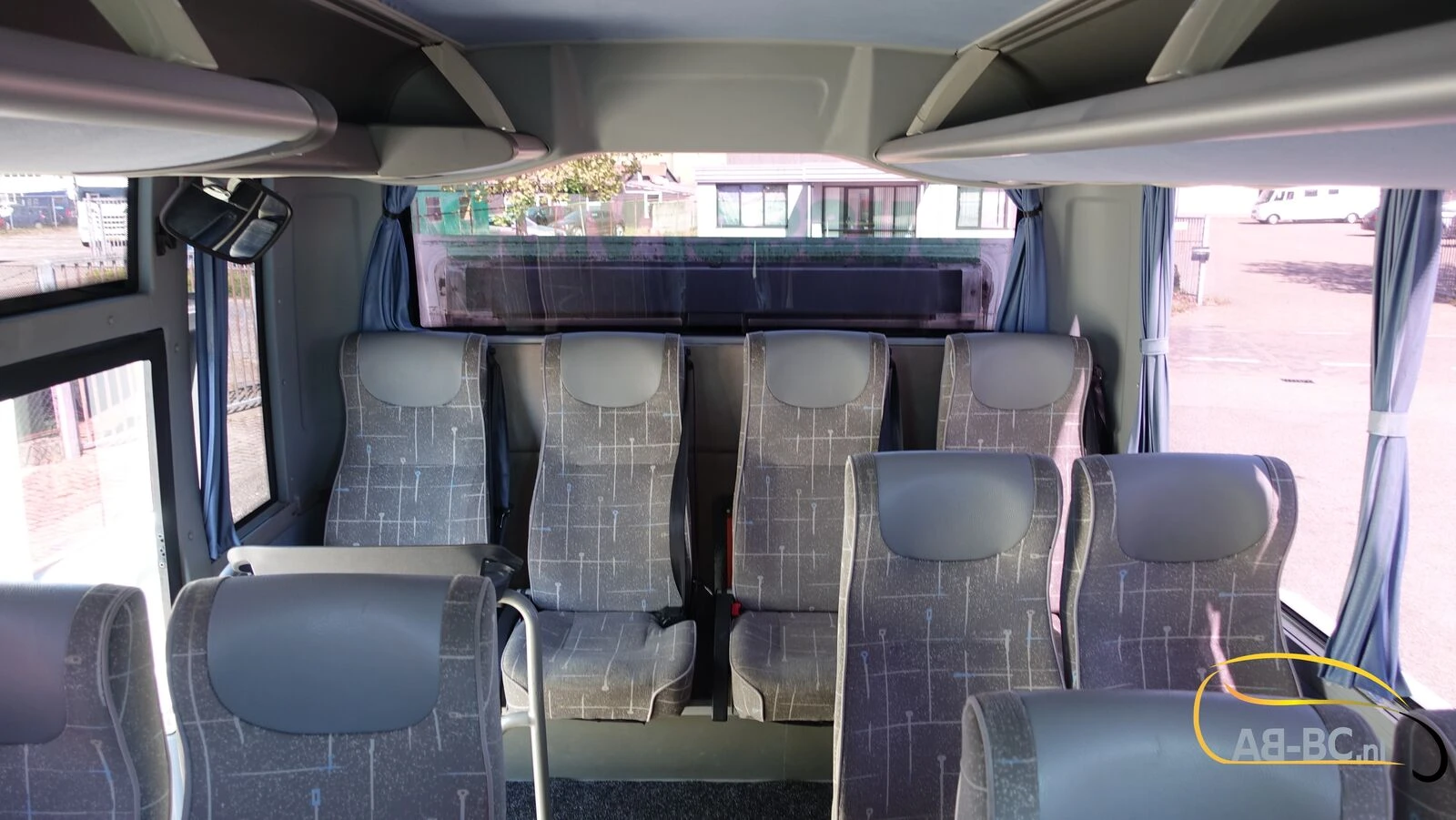 Isuzu Turquoise 30 seats EURO 6 2016 afbeelding 61