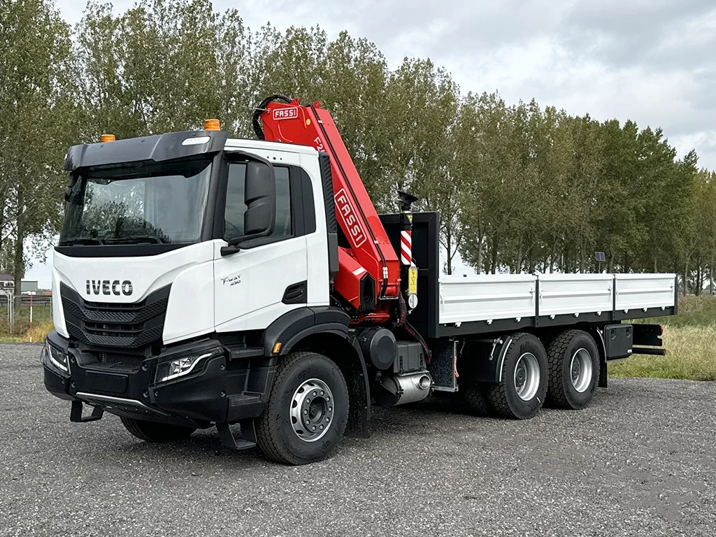 Iveco T-Way AD380T43H AT 2023 - Crane Truck (2 units) afbeelding 1