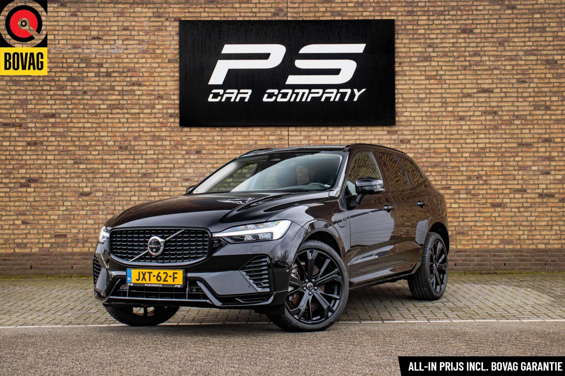 Volvo XC60 2024 - 2.0 T6 Plug-in hyb.AWD Ultra Dark, BTW, Pano, H&K obrázek 1