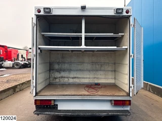 Mercedes-Benz N/A 2005 - Vario 815 D Promotional Trucks, Manual transmission immagine 17