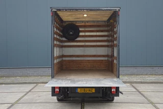 Nissan Cabstar 2003 - E 95.28-290 2.7TD Dhollandia Laadklep obrazek 14