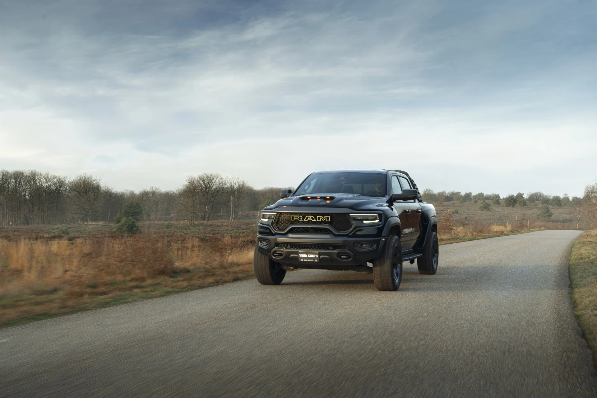 Dodge Ram Pick-Up 2021 - LIMITED | TRAINHORN | | HUD | UITLAATKLEP | LUCHTVERING | STRIPING | PANODAK | BOM VOL | BLAUW VOORRUIT | afbeelding 61