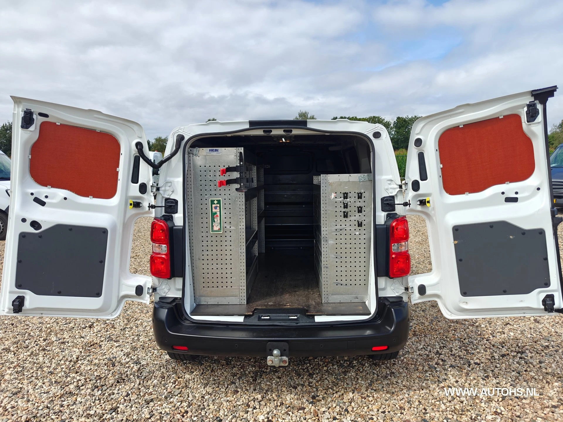 Opel Vivaro 2020 - 1.5 CDTI L2H1 , Werkplaats inrichting , Euro 6 , 1e Eig. Camera , navi , cruise , in pracht staat. afbeelding 21