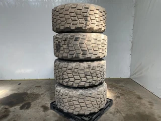 Michelin 525/65 R20.5 afbeelding 3 miniatuur