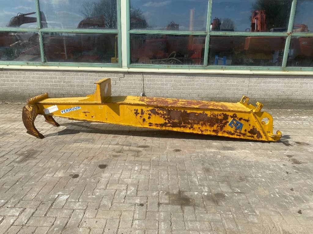 - Sloop Arm image 1