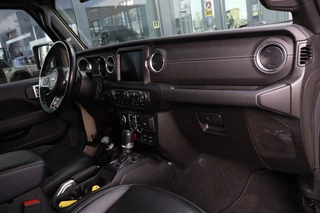 Jeep Wrangler 2022 - 4XE 380 Plug In Hybrid SAHARA / GOBI / 20 inch Bawarrion zdjecie 16