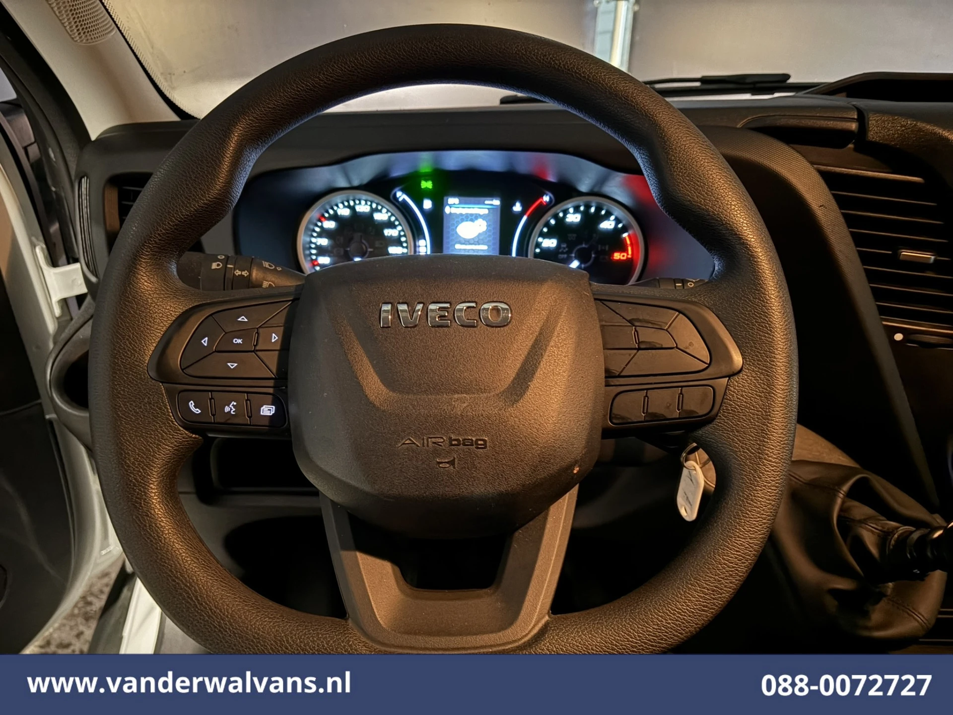 Iveco Daily 2024 - 35C16H 157pk Bakwagen Laadklep Euro6 Airco | Camera | Bijrijdersbank afbeelding 17