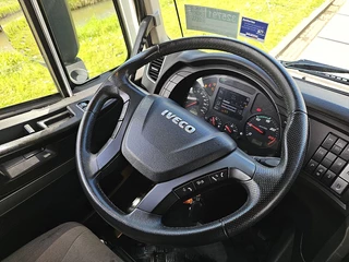 Iveco Stralis 2018 - AS260S42 image 10