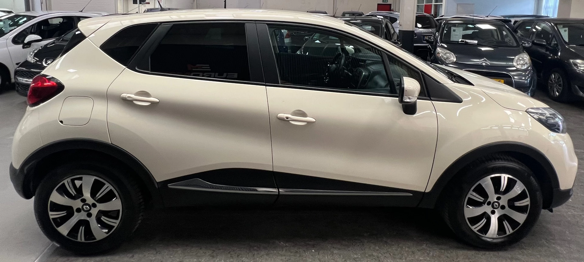 Renault Captur 2014 - 0.9 TCe Expression 2e Eigenaar - NAP - Navi - Cruise - Airco imagem 11