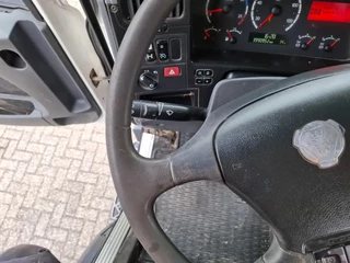 Scania P 2007 - P380 / 6X4 / 2X BIG AXLE / FULL-STEEL / DRUM BRAKES / TEREX TLC 125.2 CRANE / AIRCO / MANUAL / EURO-4 / 2007 zdjecie 25