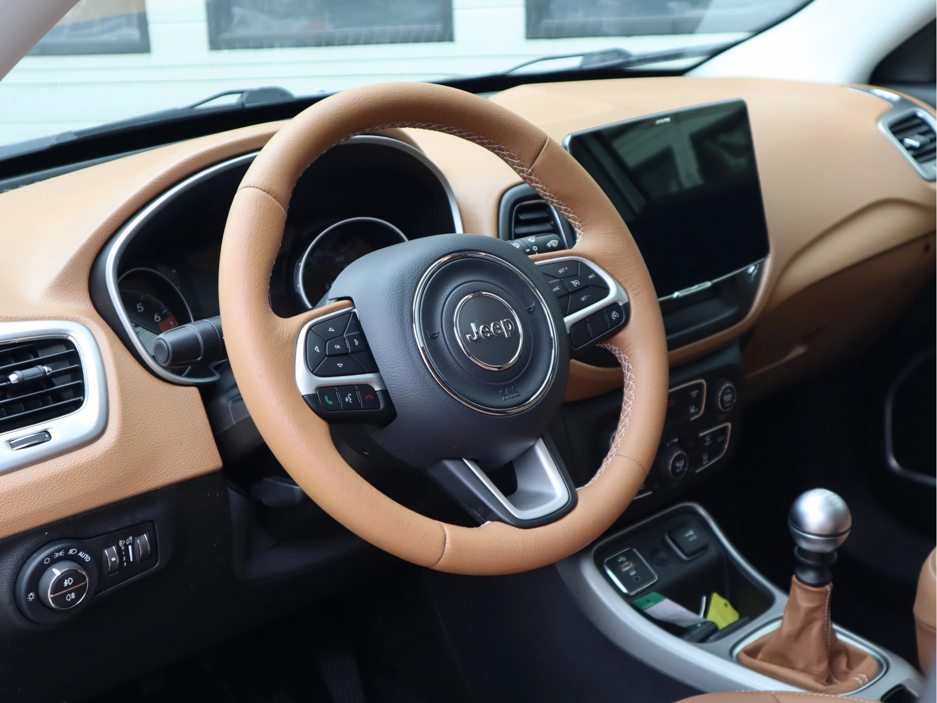 Jeep Compass 2019 - 1.4 MultiAir 141pk Trailhawk - Grijs kenteken - Pano - Cruise afbeelding 15