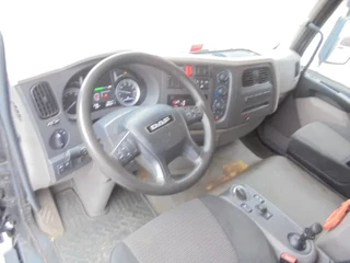 DAF LF 220 2014 - FA + HIAB 060/2 image 9