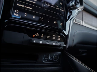 Dodge Ram 1500 2024 - Limited Longhorn 5.7L V8 4x4 Crew Cab image 42