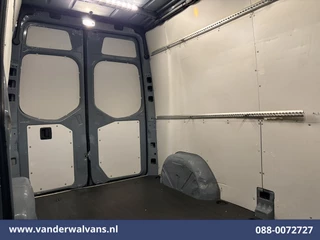 Mercedes-Benz Sprinter 2019 - 211 CDI L2H2 Euro6 Airco | Camera | Navigatie | Apple Carplay | Android Auto afbeelding 12