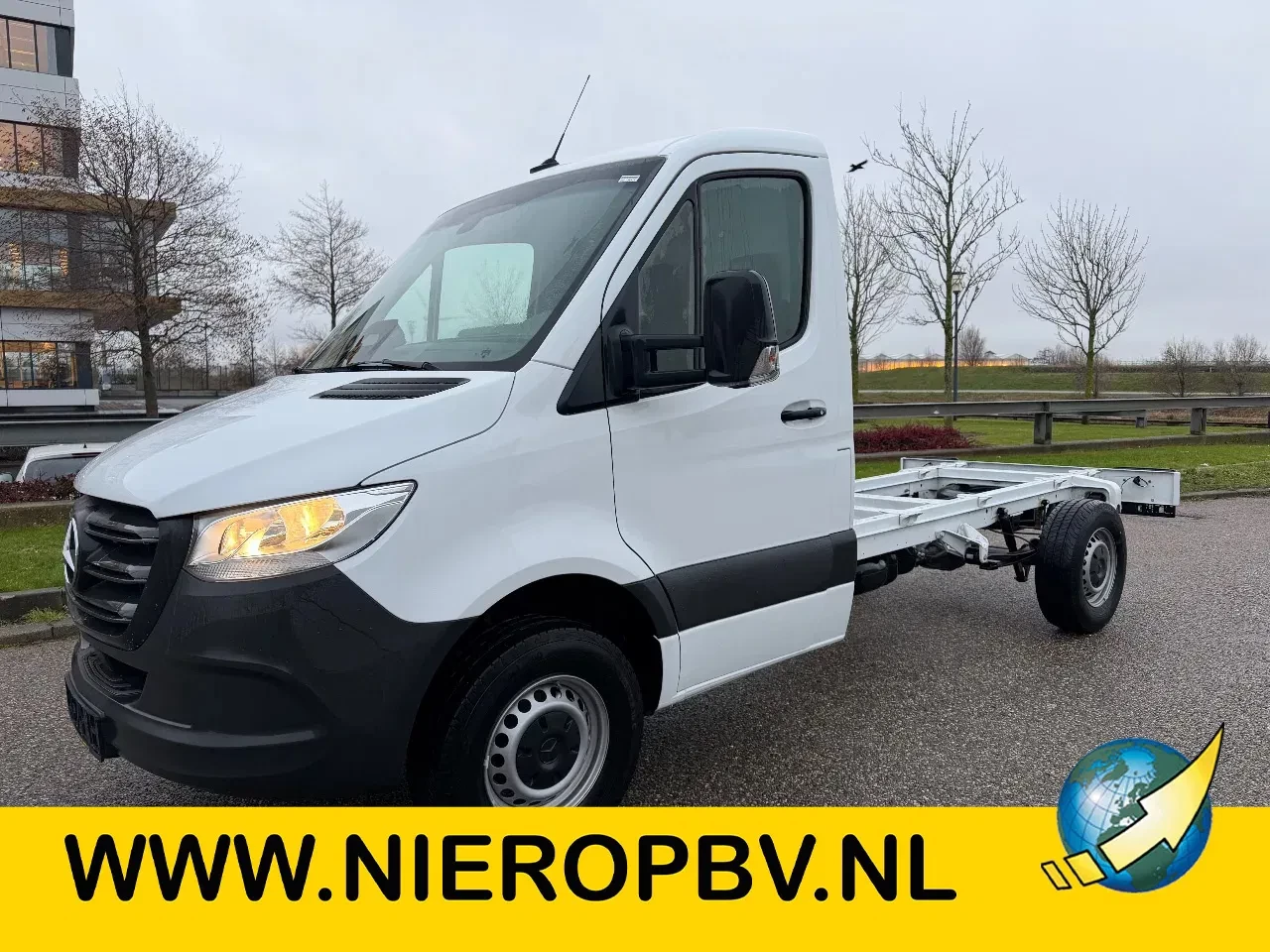 Mercedes-Benz Sprinter 2024 - 315CDI Chassis Cabine 3,66 Wielbasis Automaat Airco Cruisecontrol 3x Op Voorraad BPM VRIJ afbeelding 1